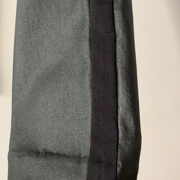 Faux Leather Leggings - Picture 4 of 4